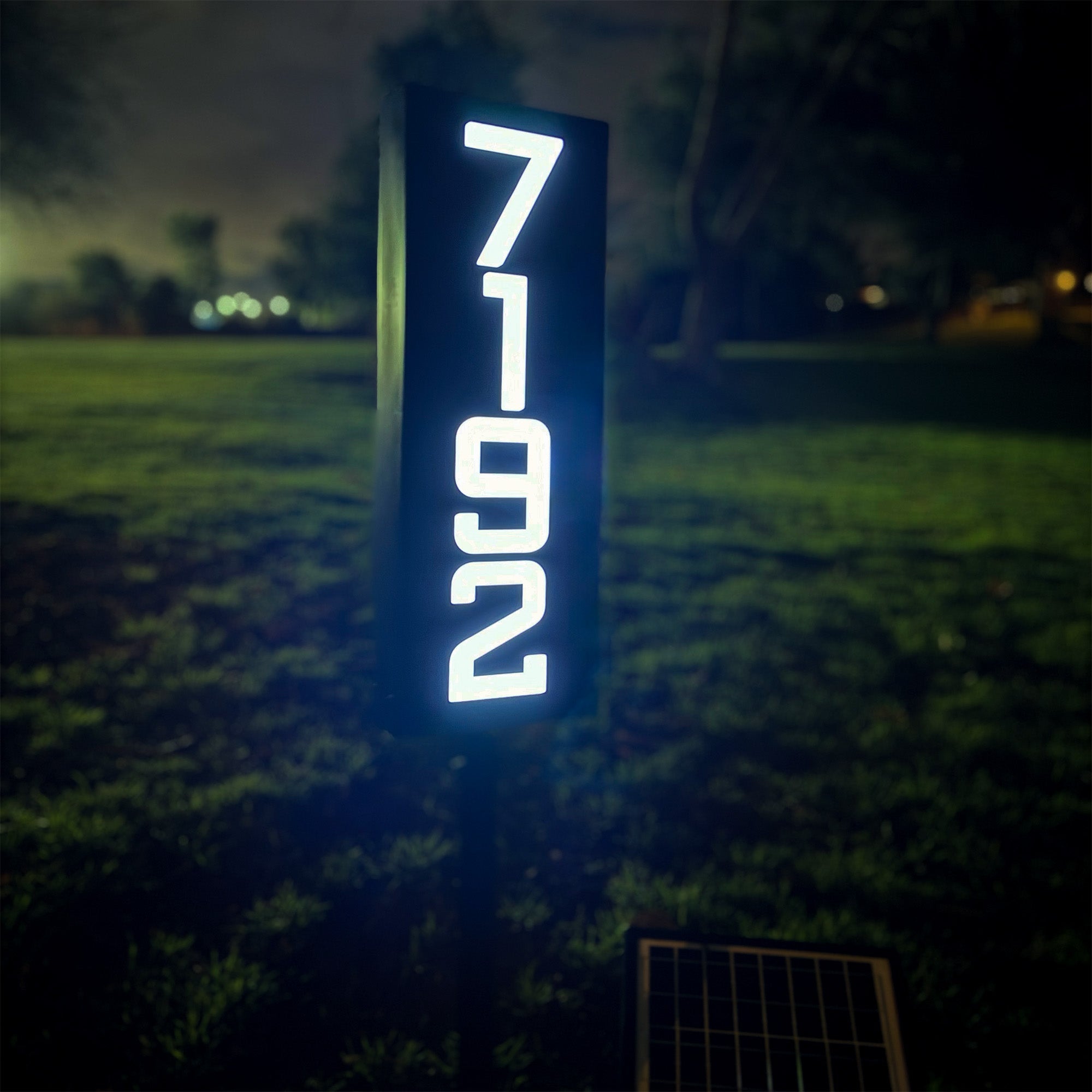 Solar Powered Staked House Number Sign – Illuminated Outdoor Address Sign